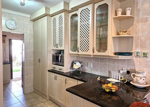 3 Bedroom Property for Sale in Reebok Western Cape